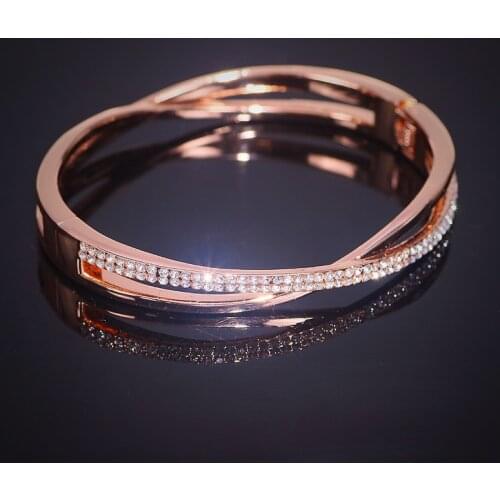 Trendy Rose Gold Color Metal Bangle for Women Luxury Shiny Crystal Rhinestone Bracelets Bangle Charm Bracelet Hand Jewelry Gifts