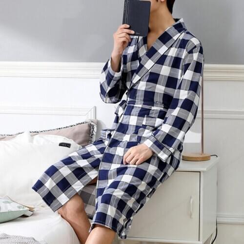 Casual Men Bath Gown Soft Color Block Ultra Long Large Robe Pockets Nightgown Male Thick Warm Sleepwear With Waist Strap 2020