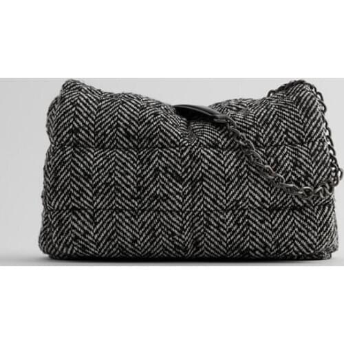 Fashion Women Messenger Bag Luxury Chains Shoulder Bag Designer Crossbody Bag for Lady Casual Black Striped Big Purse Large Tote