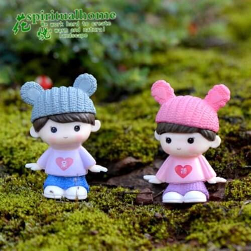 ZOCDOU 1 Piece Bear Hat Brother Sister Children Boy Girl Child Model Small Statue Figurine Crafts Figure Ornament Miniature