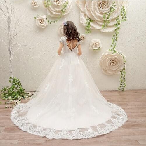 Long Trailing Flower Girl Dresses for Wedding Beading Lace White Holy Communion Dress Backless Kids Pageant Dress for Birthday