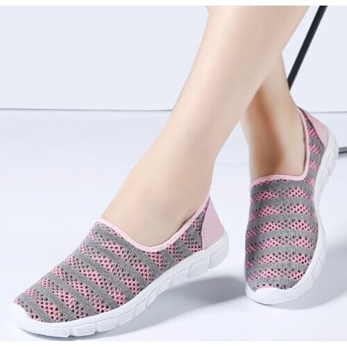 2021 New Summer Women Shoes Womens Shoes on a Flat Breathable Mesh Sneakers Shoes Ballet Flats Ladies Slip On Flats Loafers
