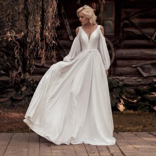 Fashion Chiffon Boho Wedding Dress A Line Lantern Sleeves V Neck Open Back Long Train Bohemian Lace Beach Bridal Gowns 2021
