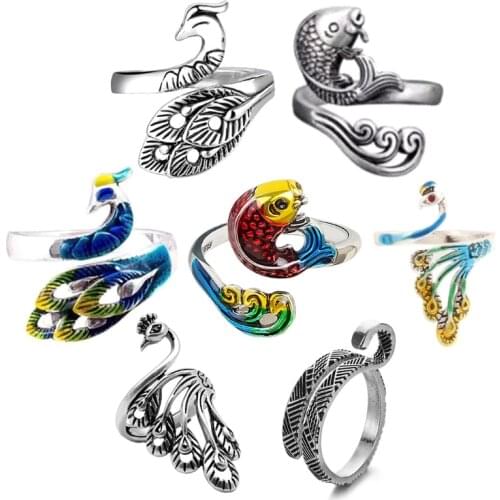 Adjustable Knitting Loop Crochet Knitting Tools Ring Finger Thimble Yarn Guides