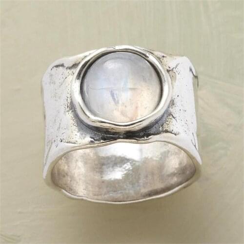 Exquisite Moonstone Spinner Ring Silver Color Rings for Women Wedding Eangagement Ring Wide Band Stone Ring Hammered Ring