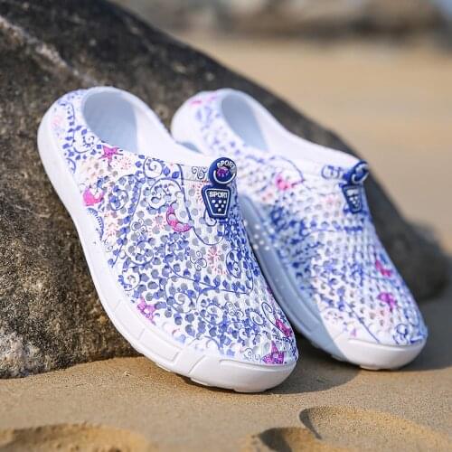Quaoar Women's Shoes