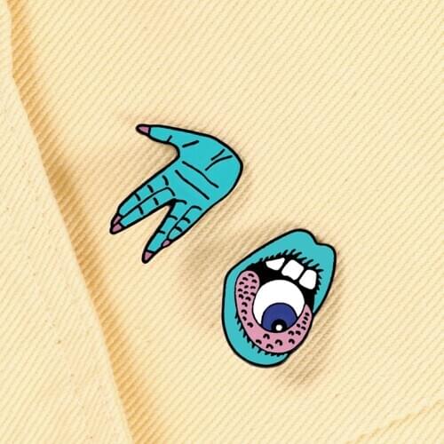 Horror Green Lips Hand Enamel Pins Organ Tongue Eye Cartoon Creative Punk Brooches Party Halloween Gothic Jewelry Coat Bag Badge