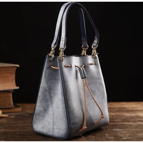 Retro fashion handmade genuine leather ladies portable bucket bag simple leisure luxury fog wax cowhide shoulder messenger bag