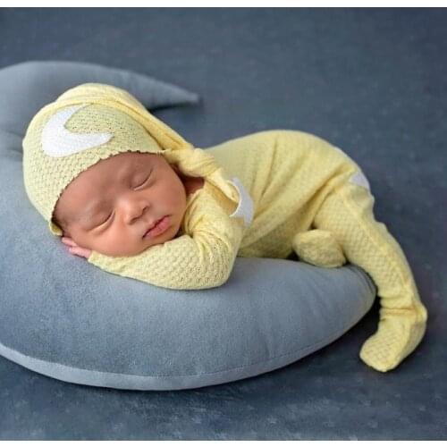 Newborn Photography Props Baby Clothing Stars Moon Decoration Knitted One-piece Long Tail Cap Two-piece Suit Baby Accessories