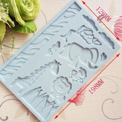 DIY cake mold sailboat aircraft Ship Elephant lion giraffe monkey Marine life shape Silicone Fondant cake mold Decoration tools