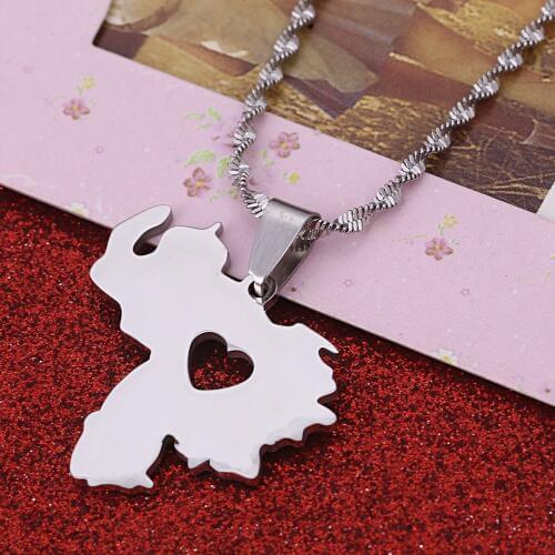 Stainless Steel Silver Color Venezuela Map Pendant Necklace Venezuelan Map Heart Jewelry