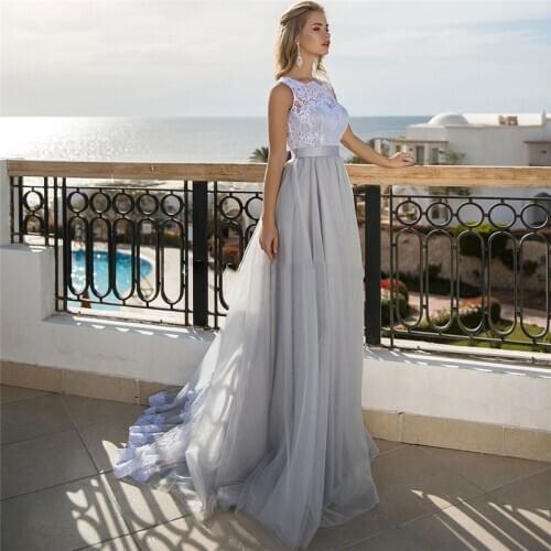 Scoop Neck Lace Top Wedding Dresses V-Shape Back Tulle Long Bridal Gowns Women With Bowknot Back Sleeveless Spring