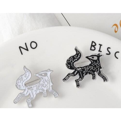 Hot sale high quality cartoon fox brooch animal alloy brooch leather hat bag jeans badge jewelry accessory metal pin gift