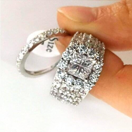 Huitan Brilliant Engagement Set of Rings for Women Full Cubic Zirconia Luxury Proposal Ring Girlfriend Love Gift Fashion Jewelry
