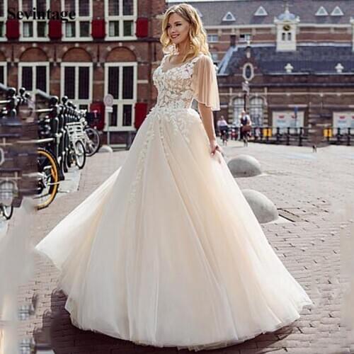 Sevintage Wedding Dresses With A Train