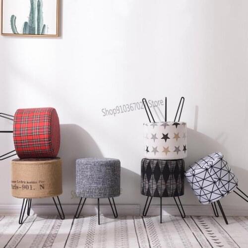 Iron Art Makeup Stool Dressing Chair Nordic Modern Iron Art Small Round Stool Fitting Room Bedroom Cute Stool Deck