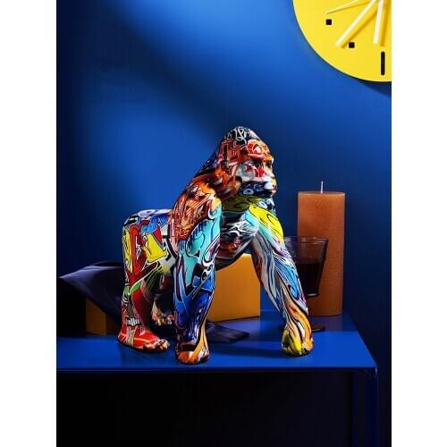 The gorilla Car Decoration Car Ornaments Interior Dashboard Decoration Birthday Gift Creative Home Decoration scenes Ornemant