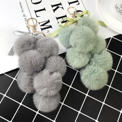 Korean Fashion Fruit Pom Pom Ball Keychain Faux Rabbit Fur Pompom Grape Keychain Women Bag Pendant Charms Keyring Llavero