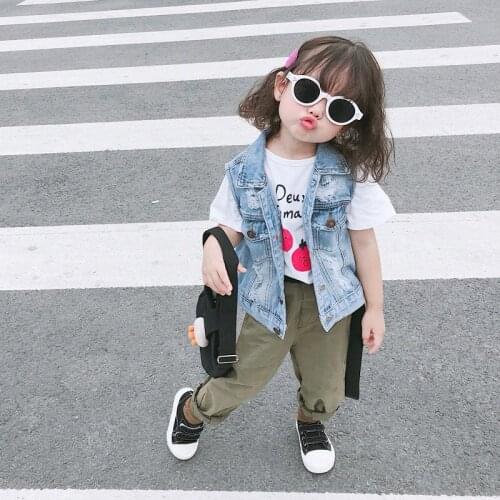 2 3 4 5 6 7 Y Toddler Girls Denim Vest Autumn New Baby Fashion Broken Hole Lapel Vests Casual Korean Cardigan Vest For Girl Kids