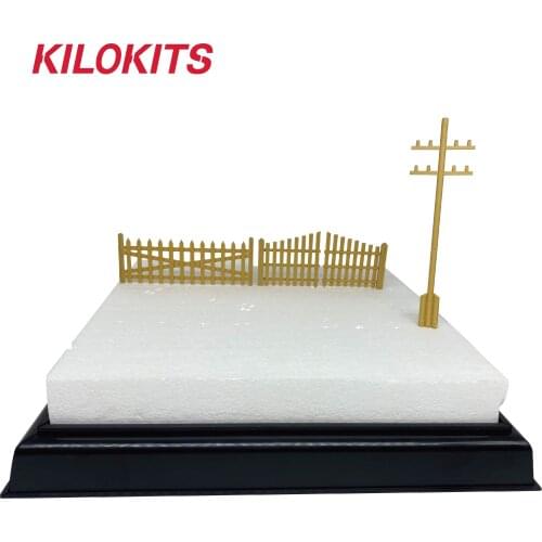 1/35 Scale EPS Landscape Base 30x30cm with Plastic Farming Fences and Telegraph Pole for DIY Diorama Set