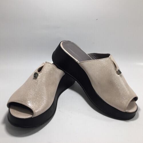 Womens Slippers Spring and Summer Fashion Orthopedic Flip Flops Lightweight Comfy Sandals Real Genuine Leather Platform Shoes