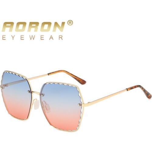 Personality No Border Lady Large Border Polarizing Sunglasses Ocean Progressive Two-color Sunglasses Driving glasses A596