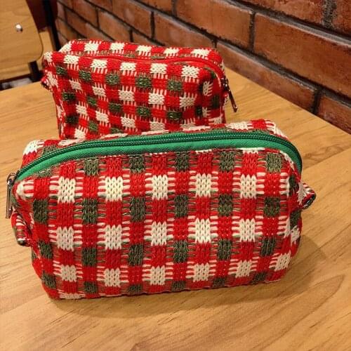 Cosmetic bag coarse needle knitted polyester storage holiday toiletry bag Retro Daily Use Handbag Knitting Portable Simple bag