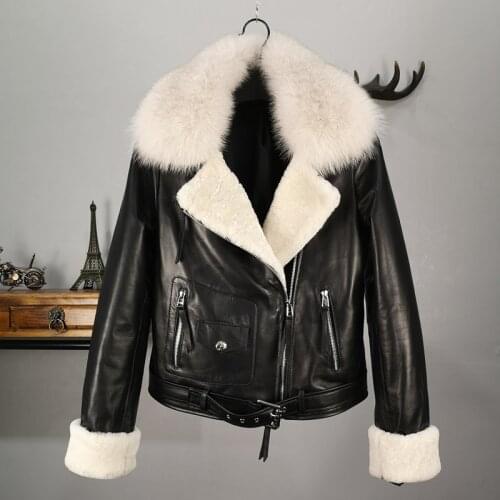 Winter plus cotton inside thicker warm real sheep leather jackets female was thin natural fox fur coats sheep fur cuff coat F685