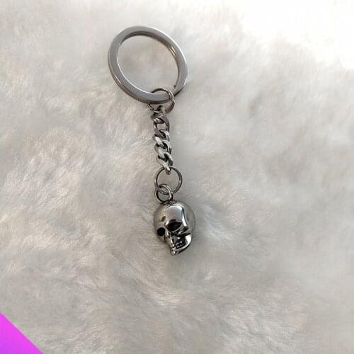 New Keychain 3D Small Skull Pendant Hip Hop Jewelry Men and Women Keyring Keychain Small Commodity gift Stainless Steel