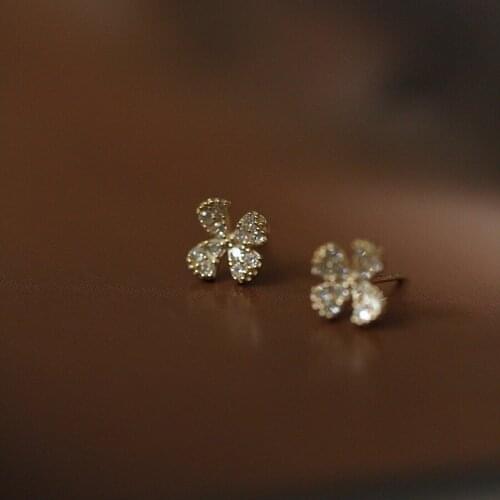 Romantic stud earrings for women Lucky Clover shape mini clear zircon earrings 925 sterling sivler fine jewelry ear accessory