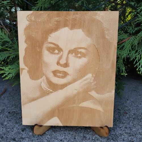 Wood Plate with Laser On Photo Processing