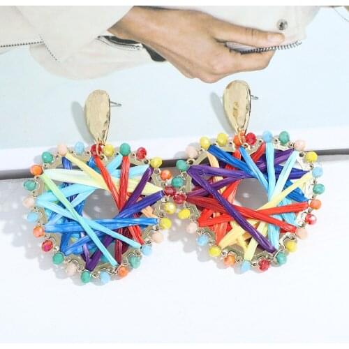 Dvacaman New Design Weave Rainbow Raffia Geometric Heart Shaped Drop Dangle Earrings Boho Beaded Statement Earrings Women Bijoux