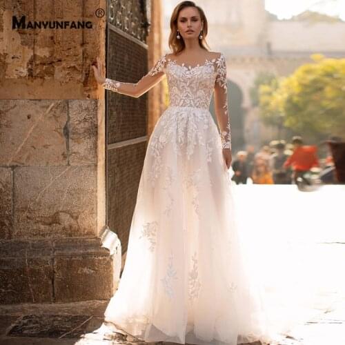 2021 Hot Sale Illusion O-Neck Court Train Embroidery Appliques Tulle Bridal Ball Gown Elegant Button Full Sleeve Wedding Dress