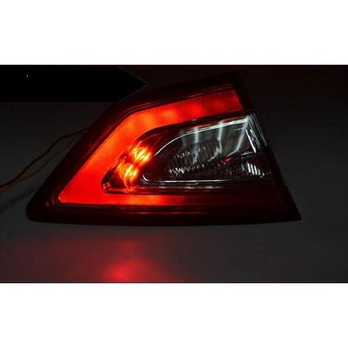 For Ford 2013-2016 new Mondeo fosion rear taillight assembly with LED full moon driving streamer light through the inner side