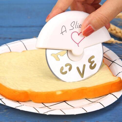 Stainless Steel Round Wheel Cutting Knife for Pizza Roulette Roller Dough Pizza Slicer Cutter Baking Accessories