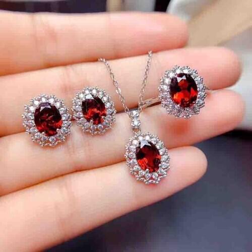 S925 Natural Mozambique Garnet Jewelry Sets for Women Party Necklace Earrings and Ring Fine Jewelry Oval Cuted Gemstones Gifts