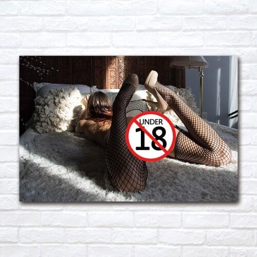 Hot Beauty on the Bed Modern Pop Art Canvas Painting Wall Pictures for Living Room Home Decor Poster No Frame