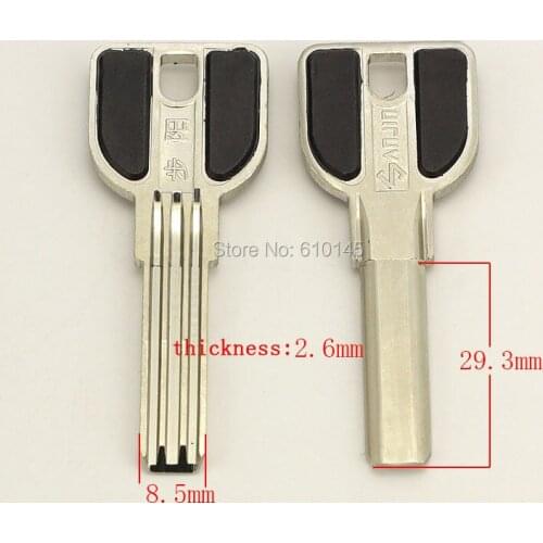 B075 Double step slot blank key