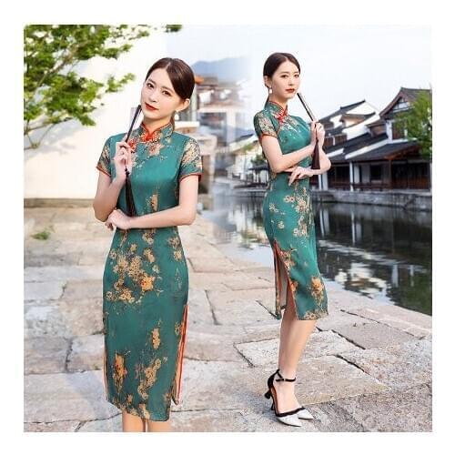 Women Chinese Cheongsam Dress Vintage Short Sleeve Elegant Qipao Floral Stand Collar Ladies Festival Party Split Wedding Dress