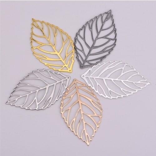 50pcs/lot Wholesale Hot High Quality Copper Hollow Leaf Charm Tree Hollow Leaves Charms Pendant For Necklace Jewelry Accessories