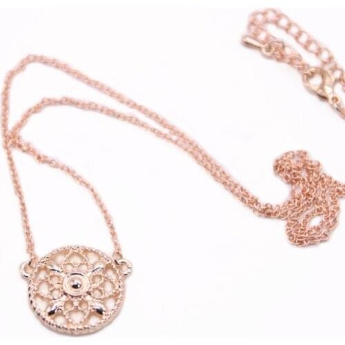 NEW Classic Round Necklace Hollow Out Flower Design Pendant Necklace Gold White Rose Three Color Optional