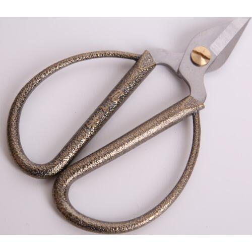 50Cr15 Mov Ancient dragon and phoenix patterned Stainless Steel Alloy Nail Scissors Ancient Bronze Thick Nail Scissors