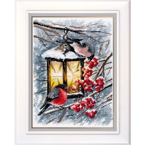 Cross Stitching Sewing Kit Christmas Lights Robin Bird and Berry Red Fruit, Winter Snow Christmas Lamp DIY Handmade Home Decor