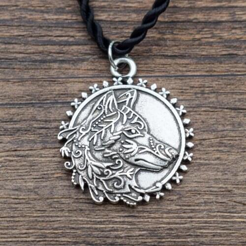 Celitc Wolf Necklace For Women Viking Totem Norse Scandina Wolf Chairm Nordic