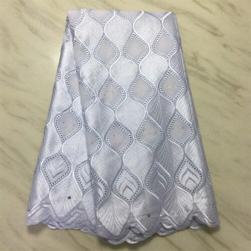 Latest African Symmetric Pattern High Quality 2021 French Lace Fabric With Stone Cotton Nigerian Lace Fabrics For Dress 1612C9