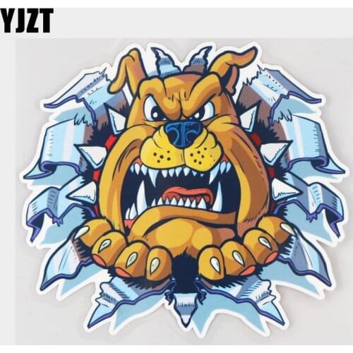 YJZT 16×14.2CM Vicious Dog Breaking The Wall Funny Body Decoration Decals Cartoon Car Stickers 21A-0103