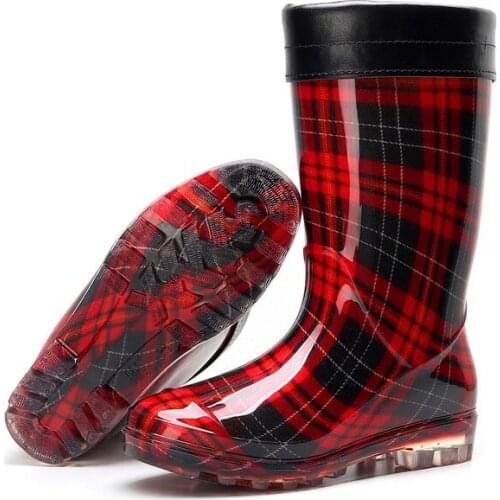 Miaoguan Warm Rain Shoes Female Adult Lovely Fashion Water Shoes Plush Middle Rain Boots Antiskid Thickened Outdoor Overshoes 41