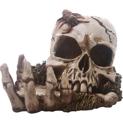 Resin Ash Holder Smoker Hand Skull Ashtray Figurine for Scary Halloween Decoration Cigarette Ashtray for Indoor Outdoor