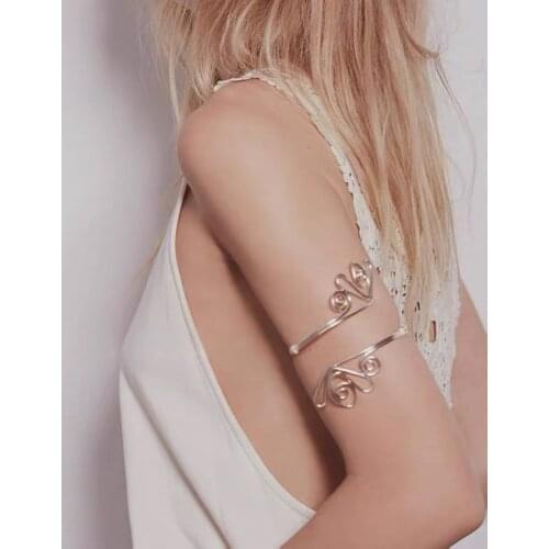 1PC Vintage Butterfly Leaf Metal Arm Ring Alloy Hollow Retro Geometric Pattern Bracelet Popular Adjustable Armband Jewelry