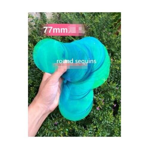 Sewing supplies Round coloured blue sequins with double holes and series of hand-made materials for wedding mall layout sequins